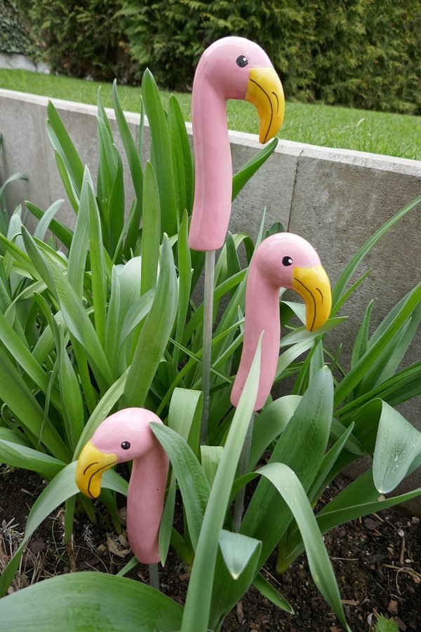 Keramik Flamingo 3er Set Gartenstecker | Gartendeko | Keramikgarten