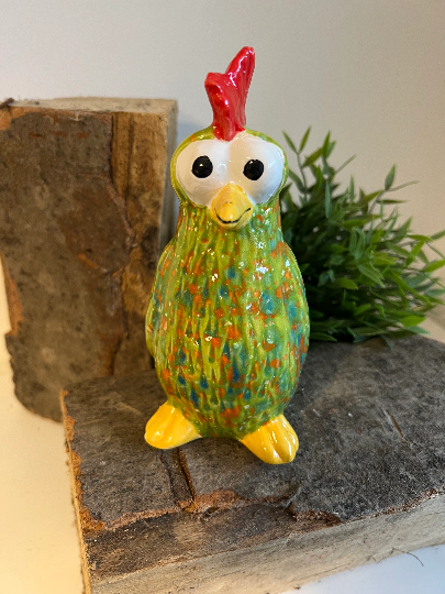 Keramikfigur Huhn stehend klein| Moorhuhn | Grün-Konfetti